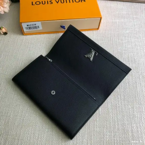 LOCKME VUITTON WALLET LOUIS 0706